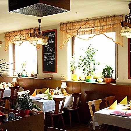Gasthof Goldener Stern Аален Екстериор снимка